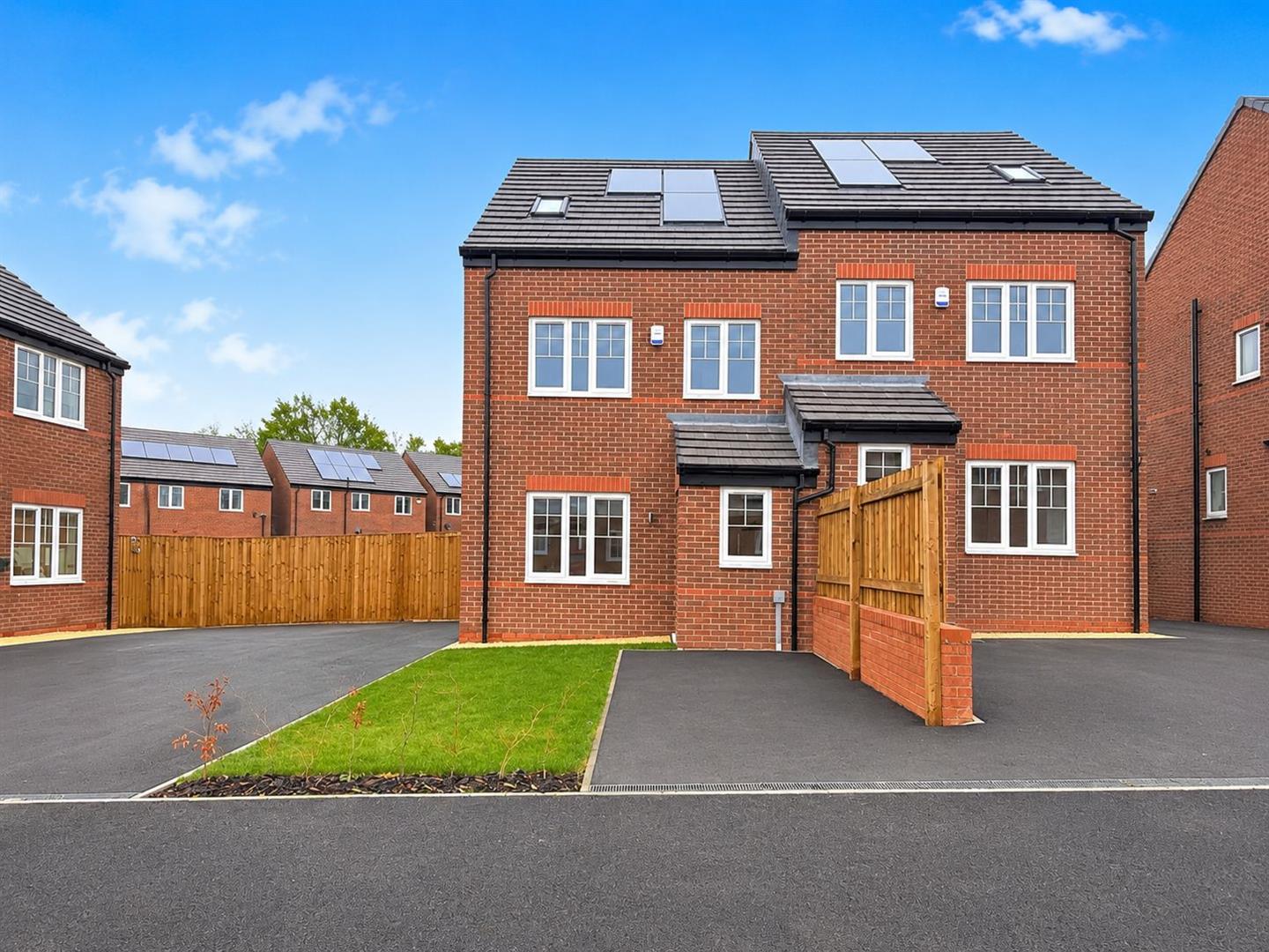 4 Bedroom House